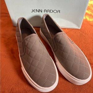 Jenn Ardor Gray Quilted Slip-On Sneakers
